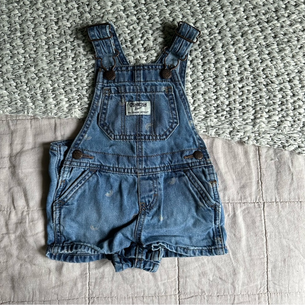 Oshkosh B’Gosh | Baby Girls Rainbows Overall Shorts | 9m